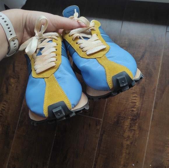 Lanvin Bumper Women's Sneakers Blue and Yellow Size 6.5-7 37EU - Picture 5 of 7